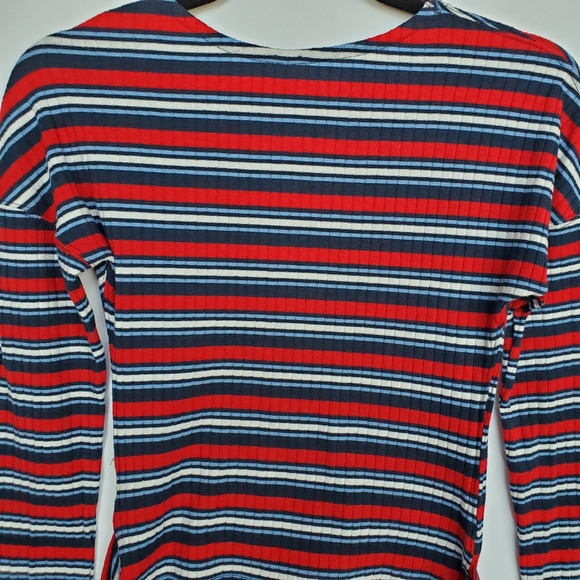 Free People Always With Me Wrap style Long Sleeve Tee EUC!  Size Small - Picture 9 of 13